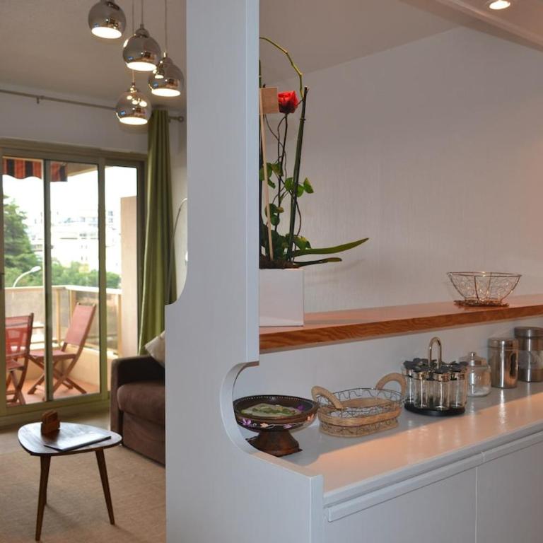 Studio Vue Mer Antibes - Studio - Vue sur Mer - 8