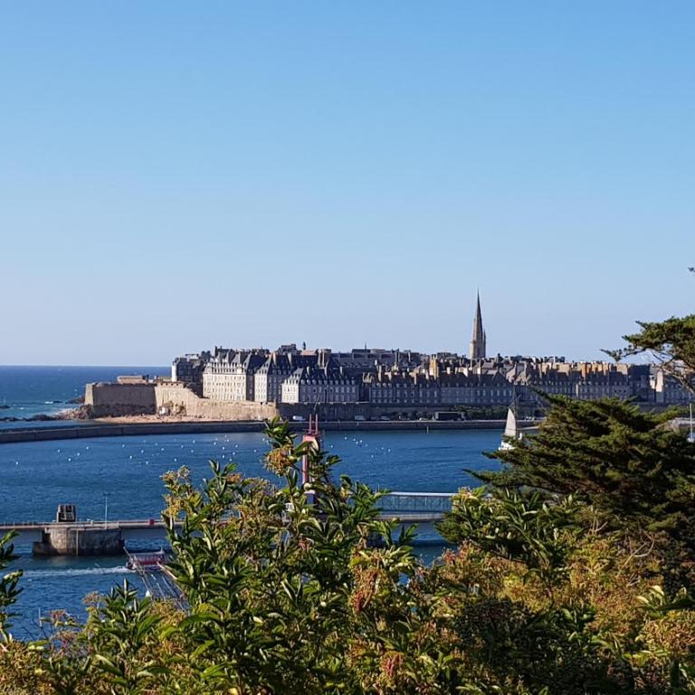 Nice renovated apartment, Rochebonne St Malo - Apartamento de 1 dormitorio con balcón - 8