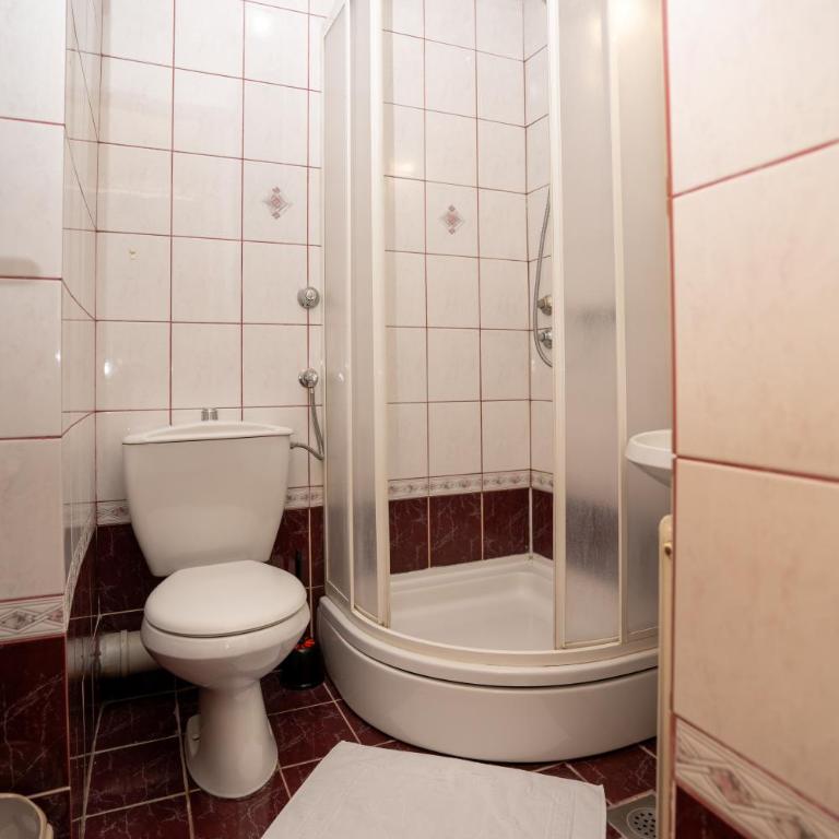 Hotel Ferijalac - Zweibettzimmer - 11