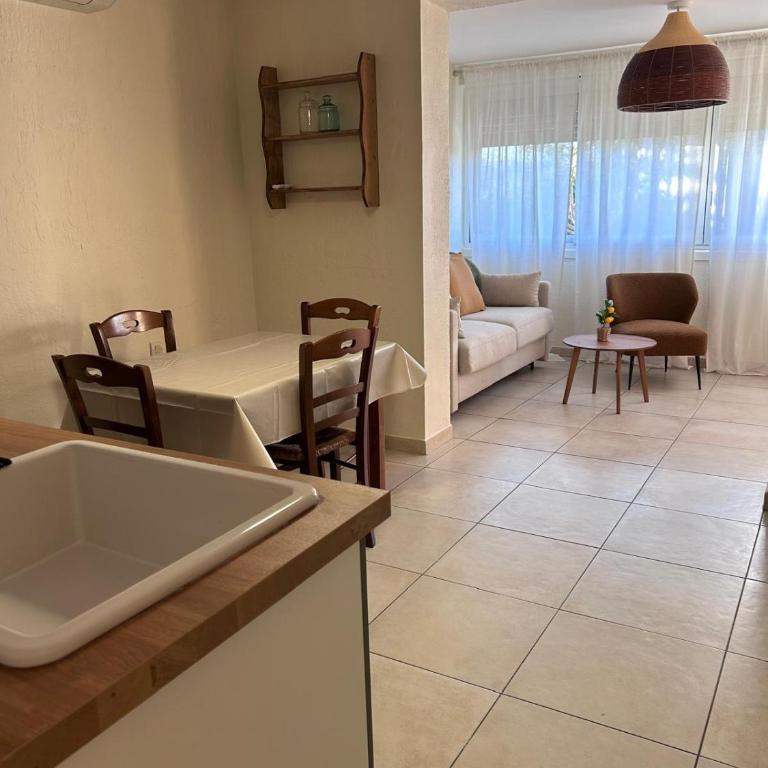 Cocon Estérel - Appartement climatisé avec terrasse privative - Appartamento con 1 Camera da Letto - 2