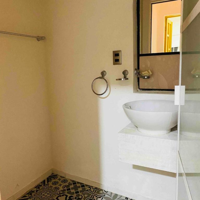 Departamento Amarillo en el centro de Oaxaca - One-Bedroom Apartment - 11