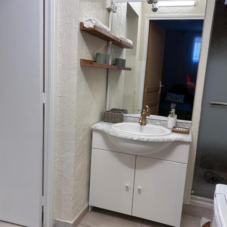 Cocon Estérel - Appartement climatisé avec terrasse privative - Appartamento con 1 Camera da Letto - 3