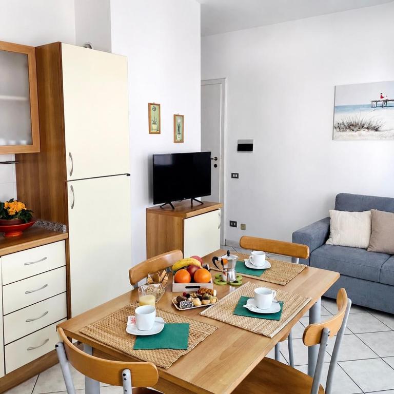TRILOCALE CON SPAZIO ESTERNO 40 M DAL MARE (PT) - Appartamento con 2 Camere da Letto - 1