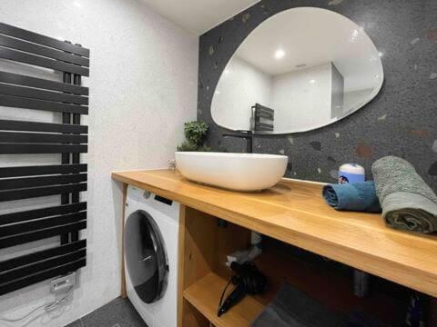 Large renovated apartment with sea view 2 bedrooms parking - Apartment mit 2 Schlafzimmern und Meerblick - 14