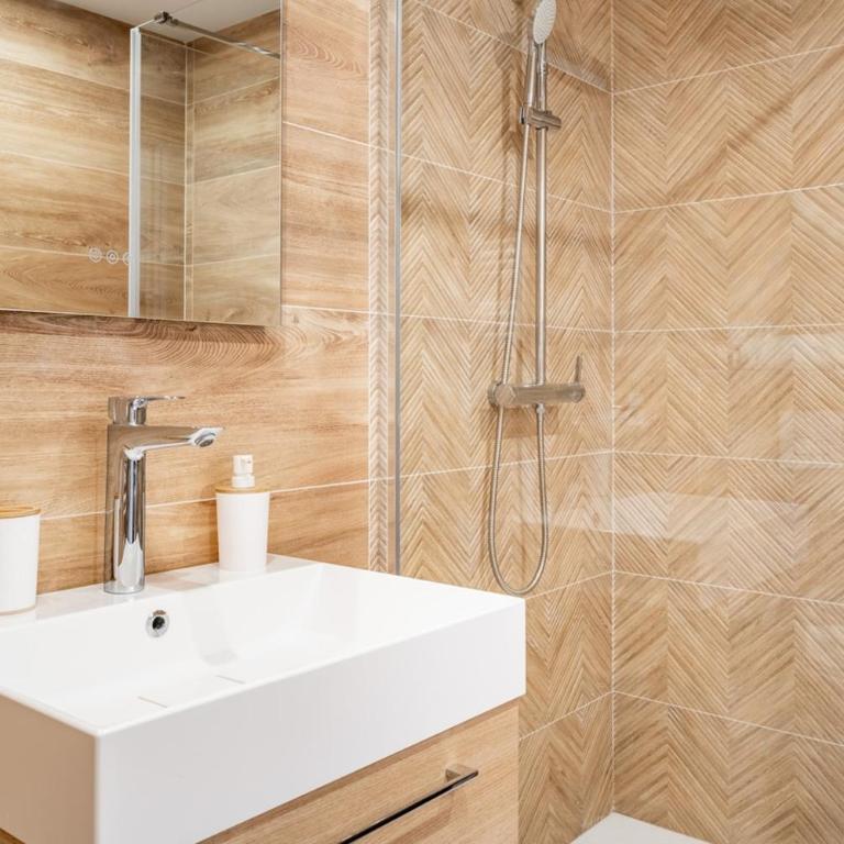 Le Balzac - Champs Elysées - Triangle d'Or - Two-Bedroom Apartment - 14