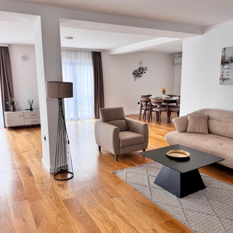 Sunny Bay Apartments - Apartment mit 3 Schlafzimmern - 2