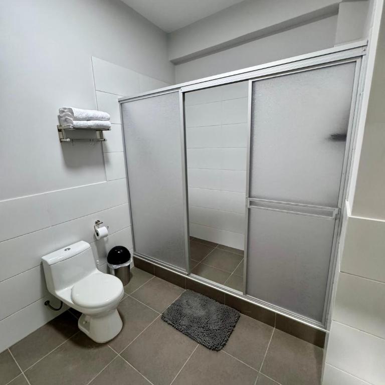 Departamento nuevo, lujoso y espacioso - Four-Bedroom Deluxe Apartment - 28