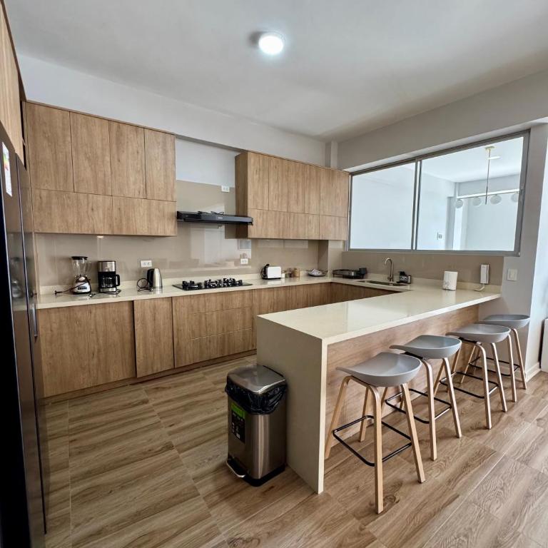 Departamento nuevo, lujoso y espacioso - Four-Bedroom Deluxe Apartment - 31