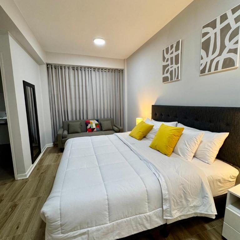 Departamento nuevo, lujoso y espacioso - Four-Bedroom Deluxe Apartment - 4