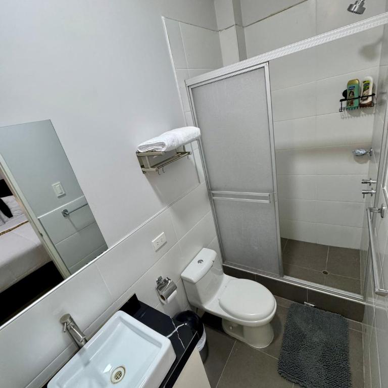 Departamento nuevo, lujoso y espacioso - Three-Bedroom Deluxe Apartment - 14