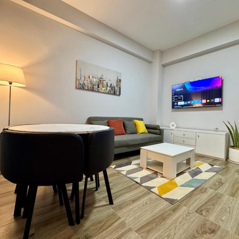 Departamento nuevo, lujoso y espacioso - Two-Bedroom Deluxe Apartment - 1