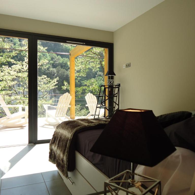 Prehistoric Lodge - Adult Only - Chambre Double avec Terrasse - Vue sur la Rivière - 3