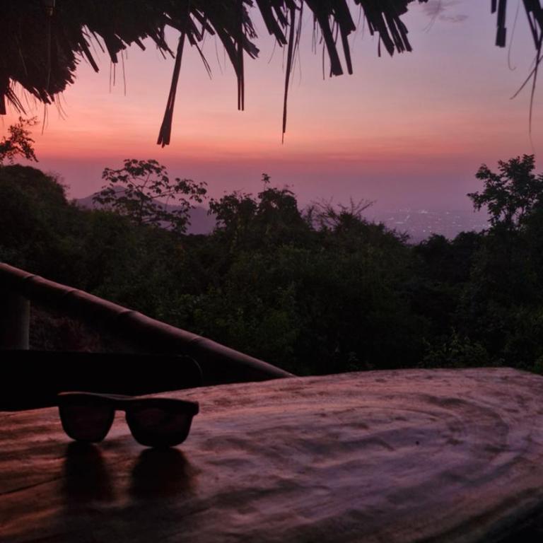 Ecologic Mountain Cabin, amazing view - Deluxe Bungalow with Sea View - 16