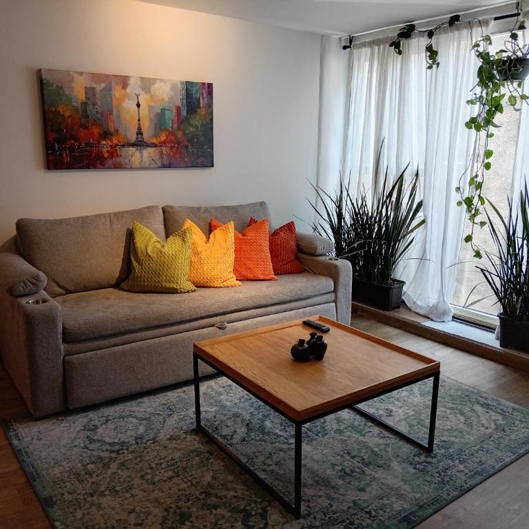 Esencia Reforma-Depa con mini balcón y parking - Two-Bedroom Apartment - 5