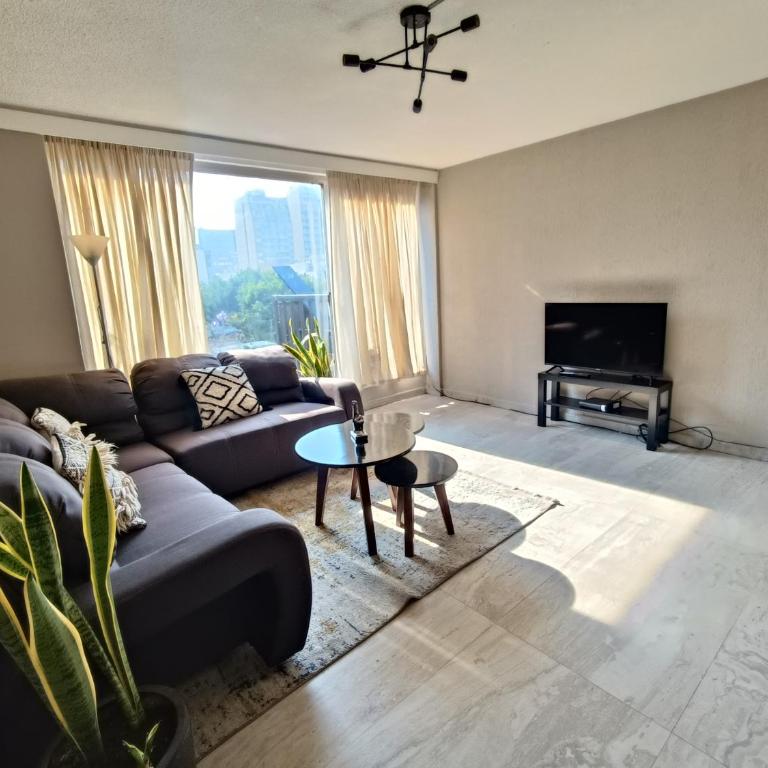 Esencia Reforma-Depa con mini balcón y parking - Two-Bedroom Apartment - 19