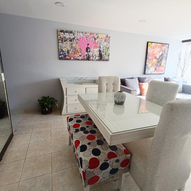 Esencia Reforma-Depa con mini balcón y parking - Two-Bedroom Apartment - 11