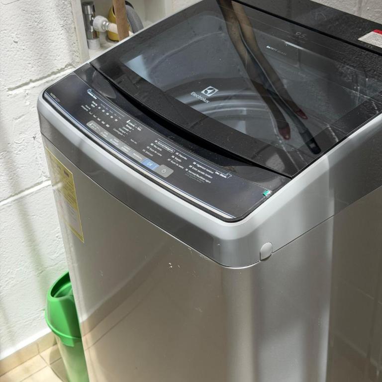 Apto Moderno 2 Hab , Sala Amplia , Tranvía 5 min - One-Bedroom Apartment - 2