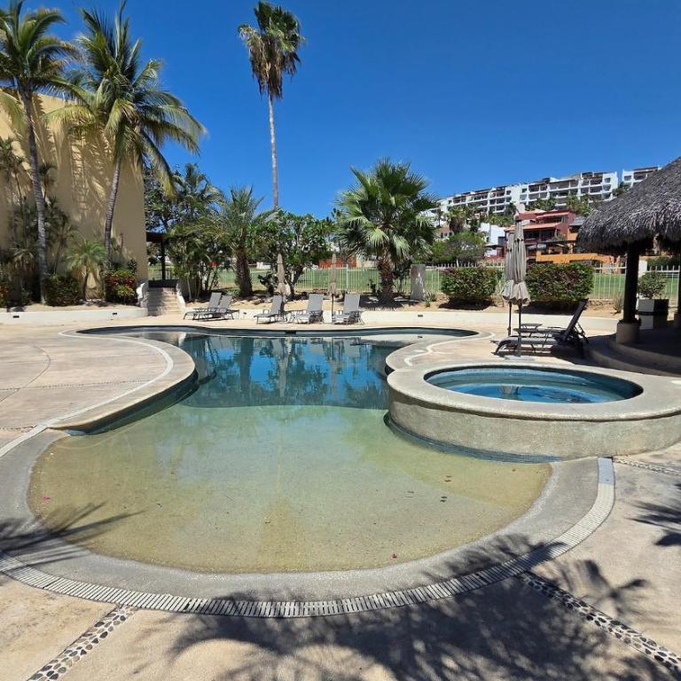 Beautiful house with a pool, golf course, and beach - Villa mit 3 Schlafzimmern - 4