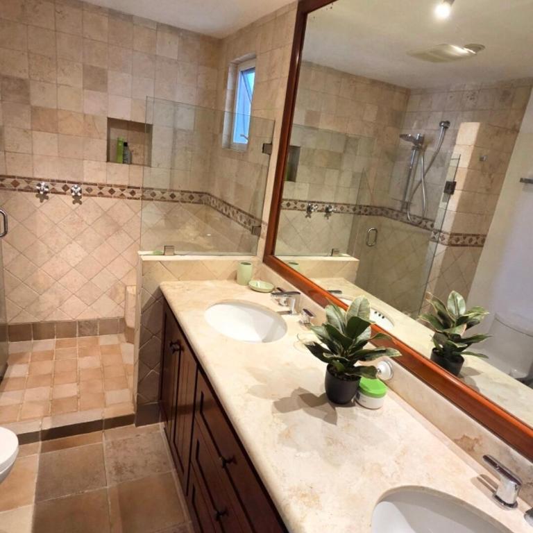 Beautiful house with a pool, golf course, and beach - Villa mit 3 Schlafzimmern - 23