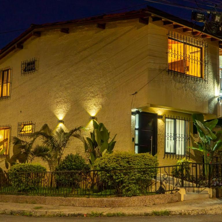 Terra Suites - Deluxe King Studio - 7