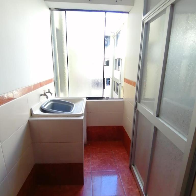 Allin Samana duplex iluminado 5 min from Plaza de Armas - Three-Bedroom Apartment - 9