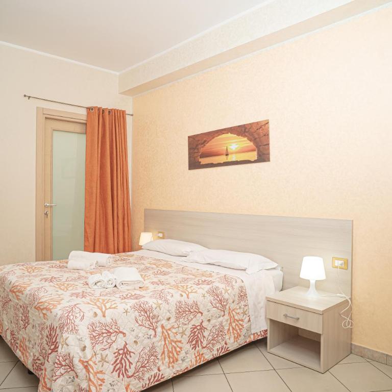 B&B Alta Marea Pozzallo - Habitación Cuádruple Clásica - 2