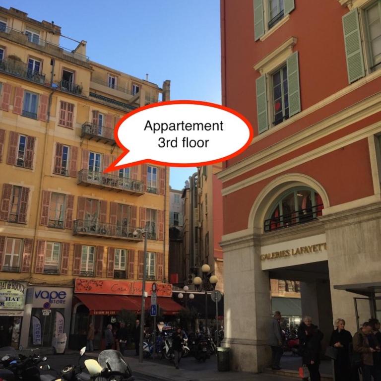 2 Bedrooms Appartement In Central Location on the famous Place Massena Nice - Two-Bedroom Apartment - 25