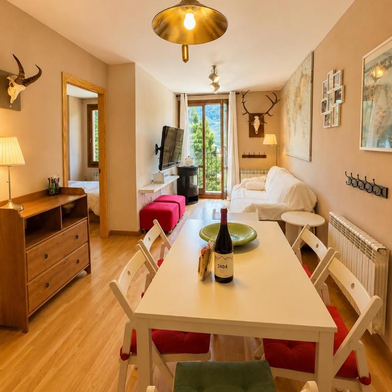 La Casita del Pirineo - Two-Bedroom Apartment - 1