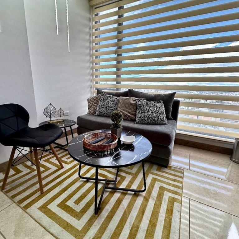 Suite moderna amoblada - Two-Bedroom Apartment - 19