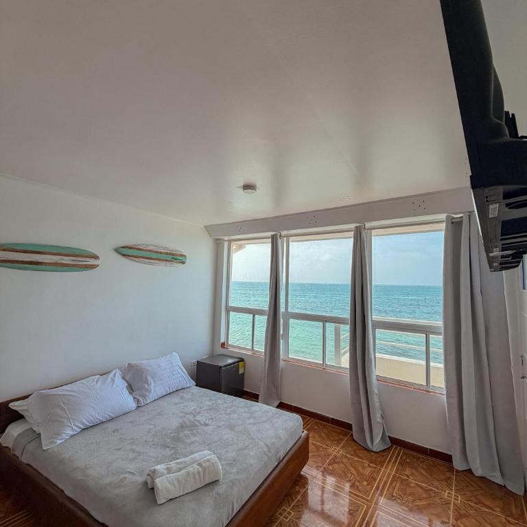 Santa Julia Alojamiento - Habitación Doble Deluxe con balcón y vistas al mar - 4