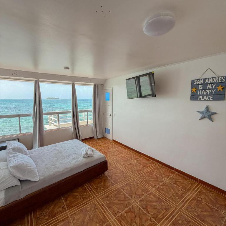 Santa Julia Alojamiento - Habitación Doble Deluxe con balcón y vistas al mar - 7