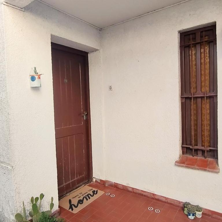 Casa Céntrica Yrigoyen, pleno centro - Casa de 2 dormitorios - 30