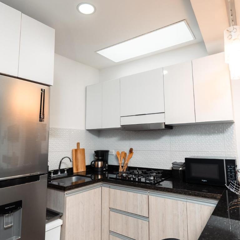 Ideal Home - One-Bedroom Apartment - 1