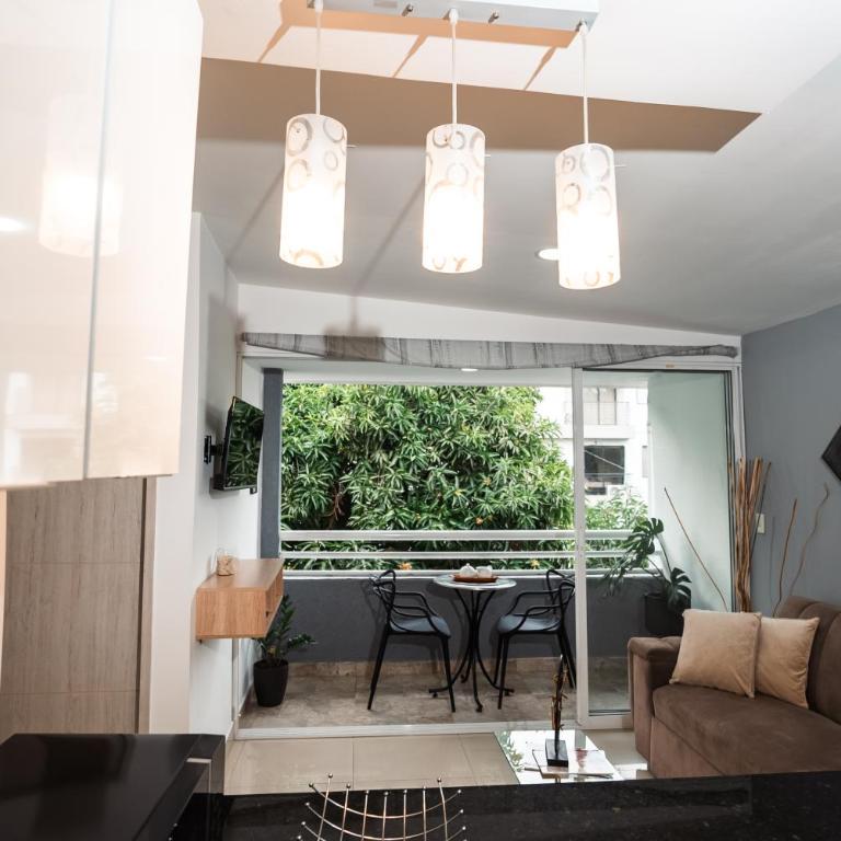 Ideal Home - One-Bedroom Apartment - 8