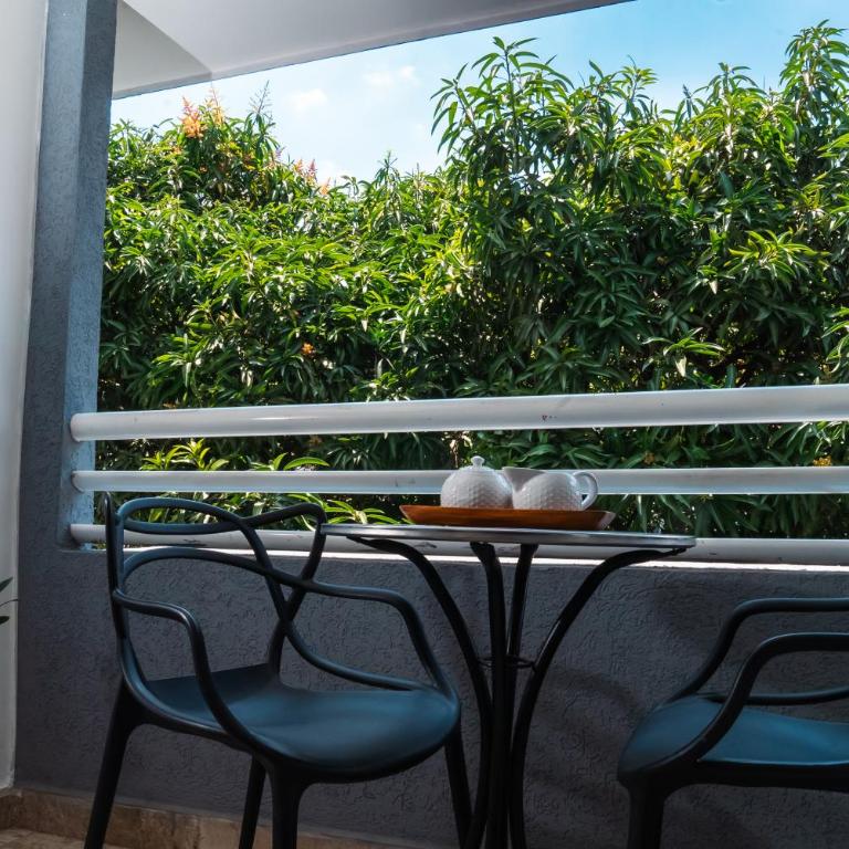 Ideal Home - One-Bedroom Apartment - 23