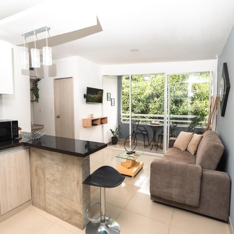 Ideal Home - One-Bedroom Apartment - 27