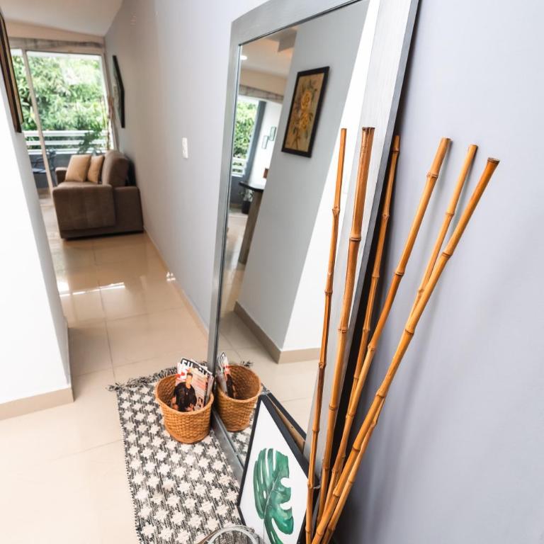 Ideal Home - One-Bedroom Apartment - 31