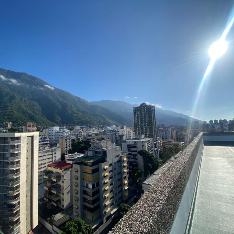 Suite VIP Caracas Los Palos Grandes con Estacionamiento - Apartamento de 1 dormitorio - 15