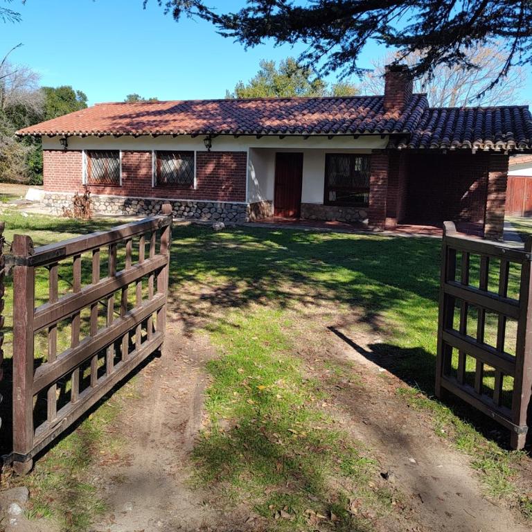 Pinos del Virrey I - Three-Bedroom Chalet - 5