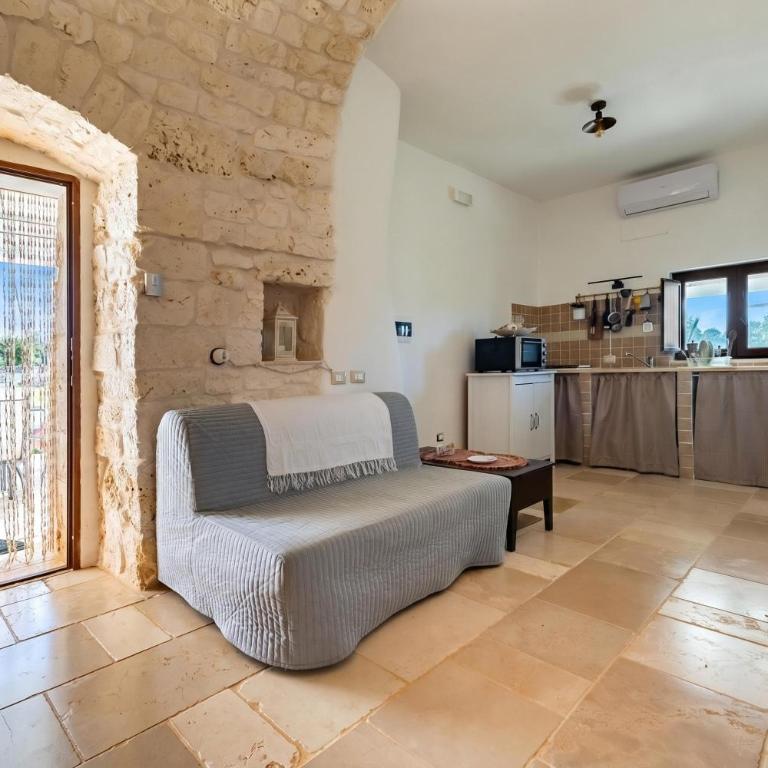 Trullo ConoSolo With Pool - Happy Rentals - Vacation Home - 4