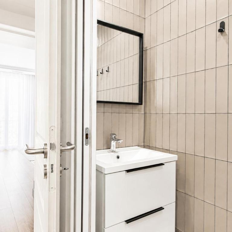 Nouveau F2 calme cœur de ville 1min de la plage - Apartment mit Balkon - 14