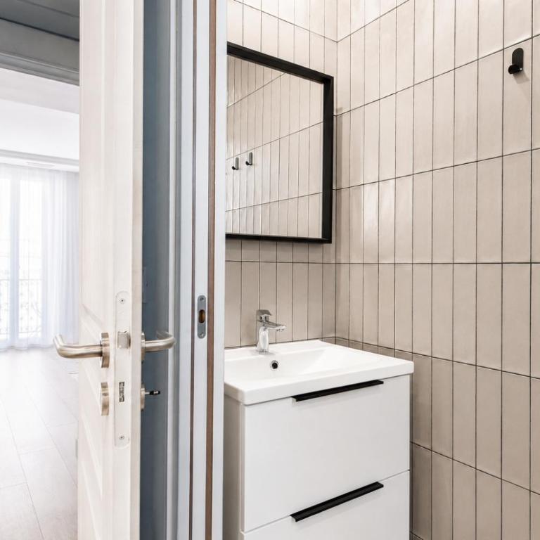Nouveau F2 calme cœur de ville 1min de la plage - Apartment mit Balkon - 17
