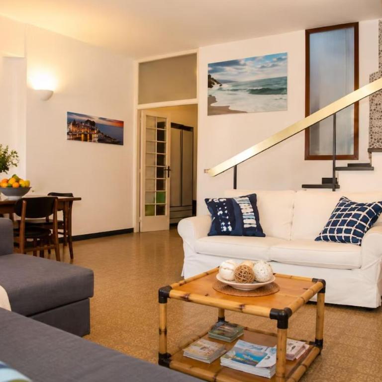 Comfy & quiet Few min to Beach & Trails & Train - Appartamento con 2 Camere da Letto, Balcone e Terrazza - 3