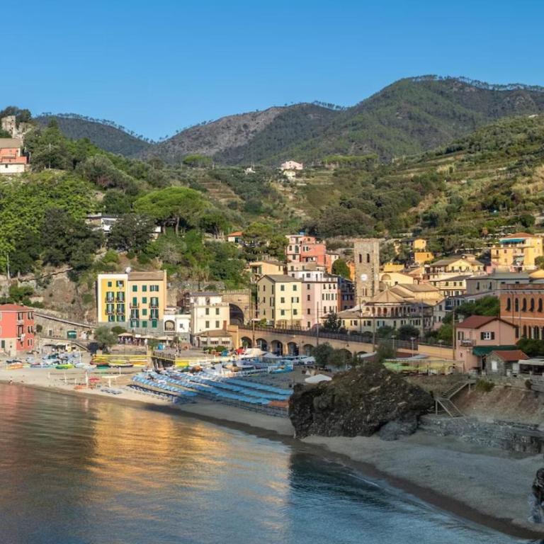 Comfy & quiet Few min to Beach & Trails & Train - Appartamento con 2 Camere da Letto, Balcone e Terrazza - 9