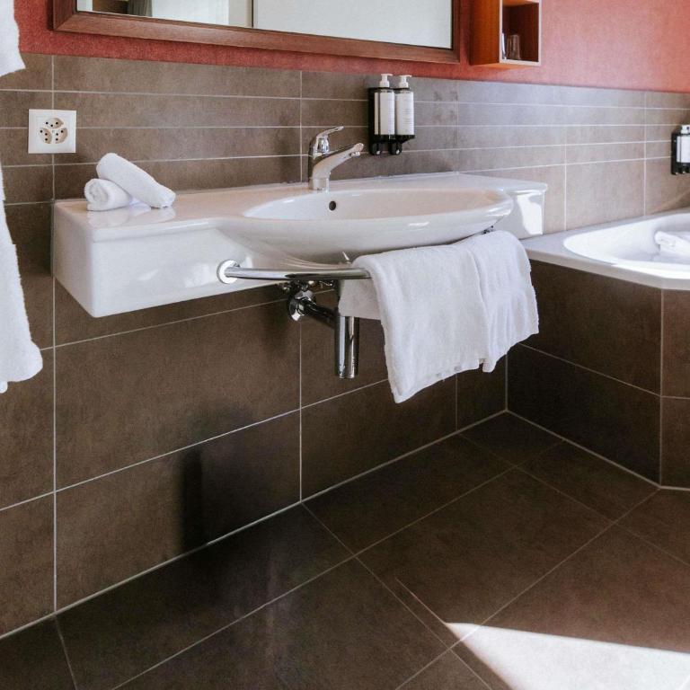 Royal St. Georges Hotel Interlaken - MGallery Collection - Junior Suite mit Balkon - 2