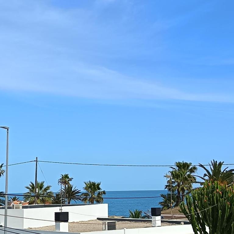 Vista del mar - Two-Bedroom Apartment - 1