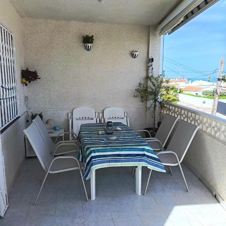 Vista del mar - Two-Bedroom Apartment - 3