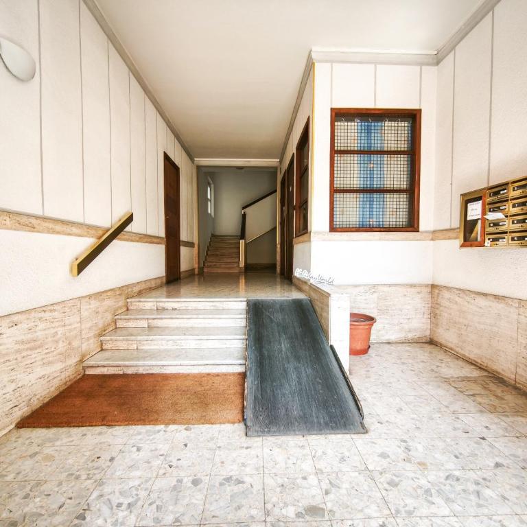 Anna Guest House by Holiday World - Appartement 1 Chambre avec Balcon et Vue sur la Ville - 17