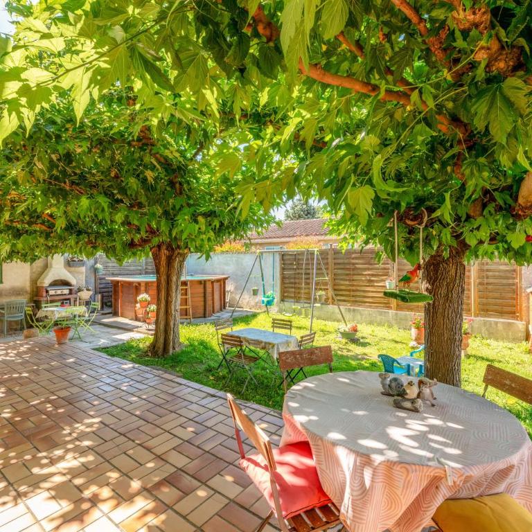 La Maison Fleurie - Appartement 1 Chambre Supérieur avec Balcon - 20