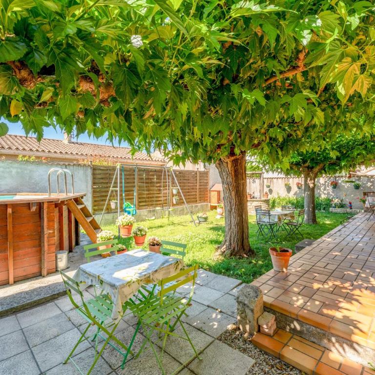 La Maison Fleurie - Appartement 1 Chambre Supérieur avec Balcon - 16
